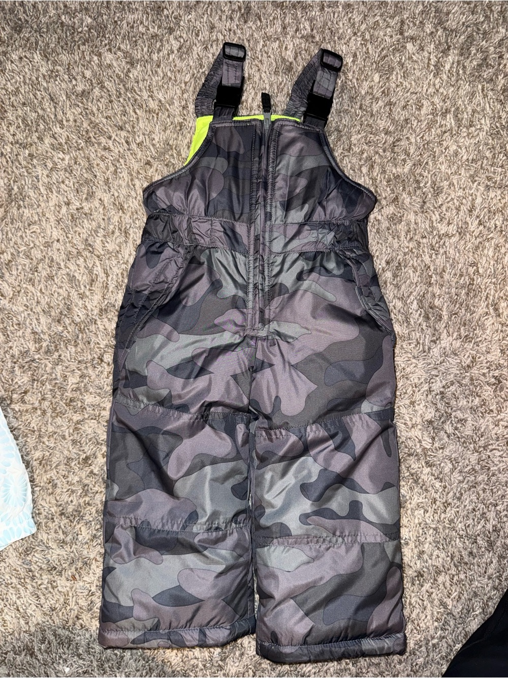 OshKosh B'gosh Black & Gray Camo Snow Overalls